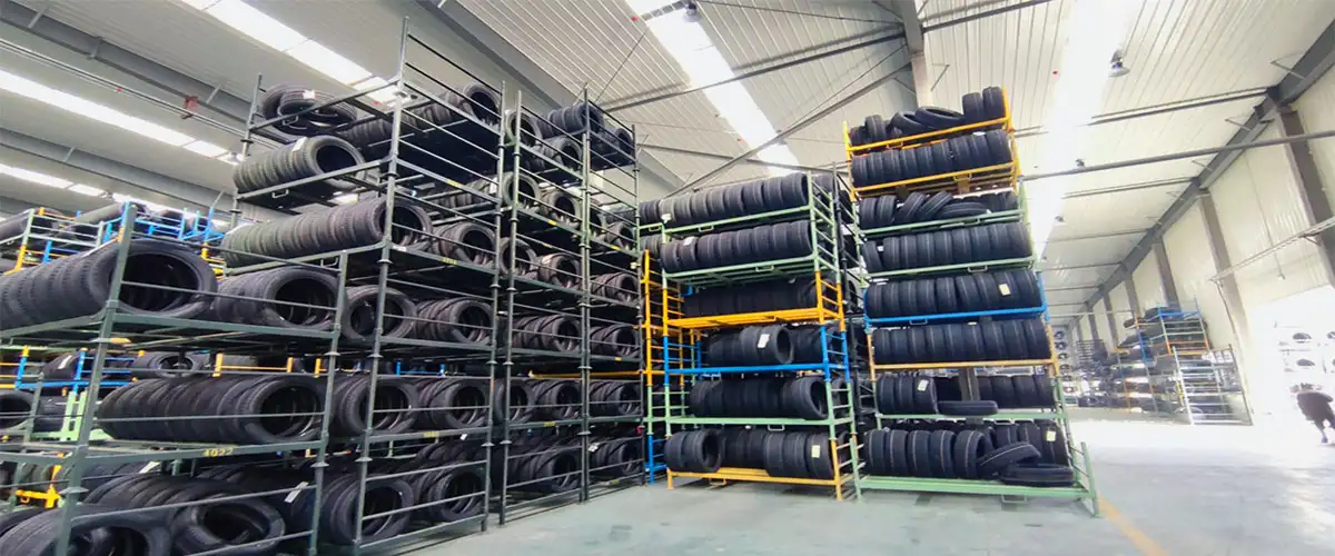 Stackable automotive racks, 